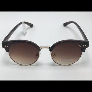Brown sunglasses